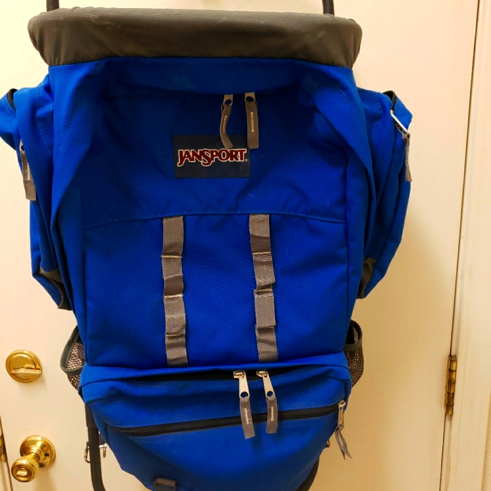 Jansport Scout External frame backpack. Brand new condition.
